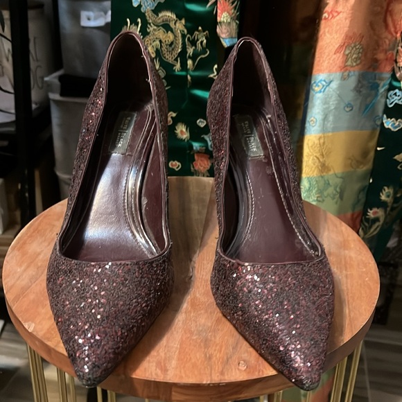 White House Black market Wine sequin heels WHBM - Picture 7 of 7